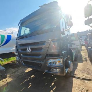 Cheaper Price SINOTRUK HOWO 6*4 Tractor Truck For Long-Distance Transport