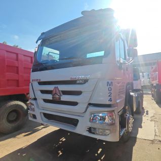 In stock Used Sinotruk HOWO 6X4 10 Tyre Tractor Truck 375HP Right Hand For Long-Distance Transport