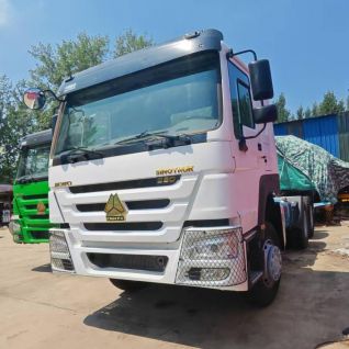 Secondhand 380HP SINOTRUK HOWO 6×4 Tractor Truck Suitable for Guyana
