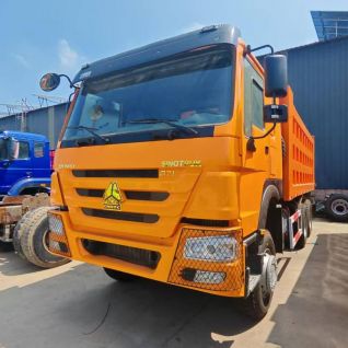 Used 371 Horsepower SINOTRUK HOWO 6×4 10 Wheels Dumper Truck Suitable for Libya