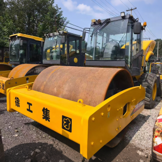 High Quality Secondhand  22-Ton XCMG XS222J Road Roller Suitable for Peru