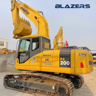 High performance 2022 Komatsu Excavators PC200 Of Ditches And Channels For Peru