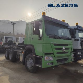 Popular 400HP SINOTRUK HOWO 10-Wheels Trailer Truck For Senegal